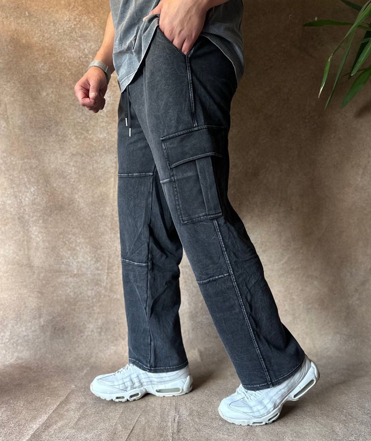 Stone cargo pants