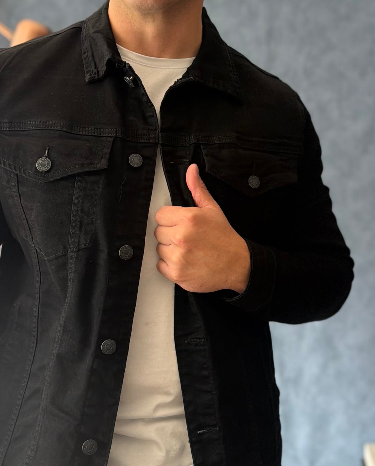 Chaqueta jeans negra