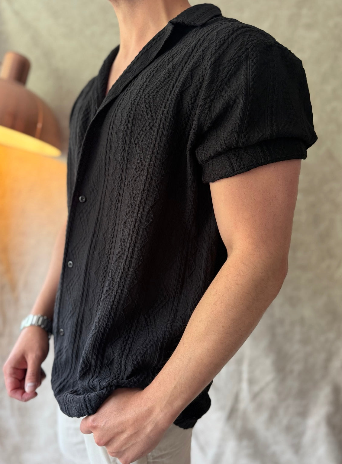 Camisa Lisboa negra detalle